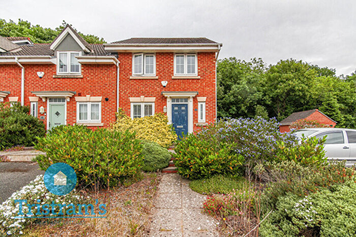3 Bedroom Semi-Detached House To Rent In Dairy Square, Nottingham, NG8