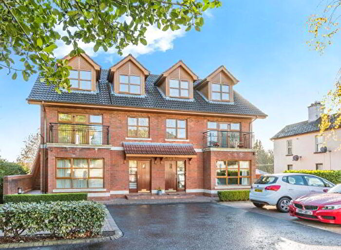 2 Bedroom Apartment / Flats For Sale In Alpha Mews, Lisburn, BT27