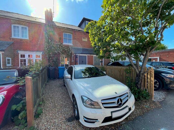2 Bedroom Terraced House To Rent In Course Road, Ascot, SL5