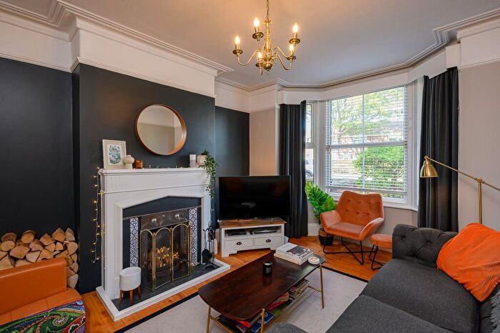 3 Bedroom Terraced House For Sale In Leeds Road, Tadcaster, LS24