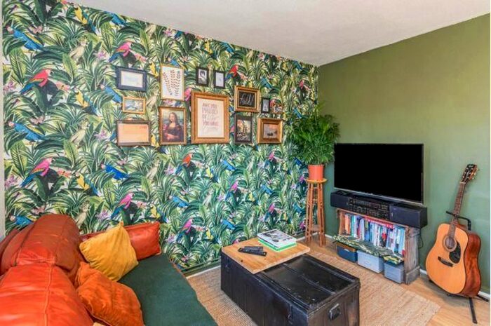 2 Bedroom Flat To Rent In Gap Road, London, SW19