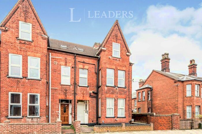 1 Bedroom Flat To Rent In Spenser Road, Bedford, MK40