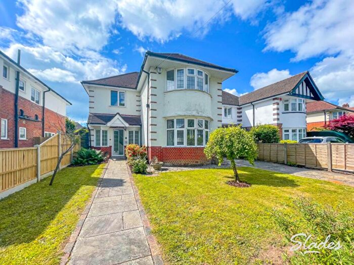 3 Bedroom Detached House To Rent In Verona Avenue, Southbourne, Bournemouth, BH6