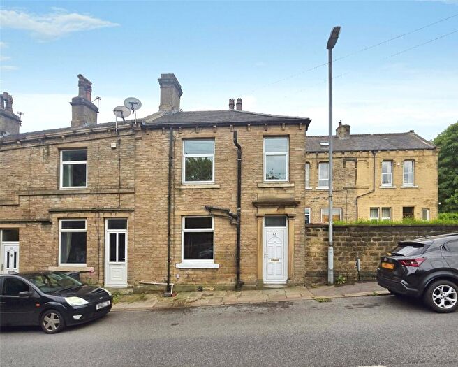 2 Bedroom End Of Terrace House For Sale In Scar Lane, Milnsbridge, Huddersfield, Kirklees, HD3