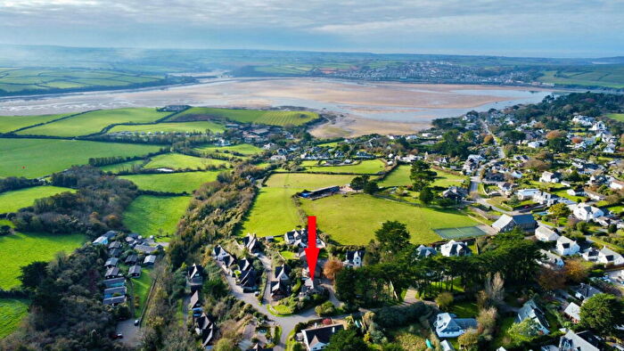 3 Bedroom Detached Bungalow For Sale In Fiddlers Green, Rock, PL27