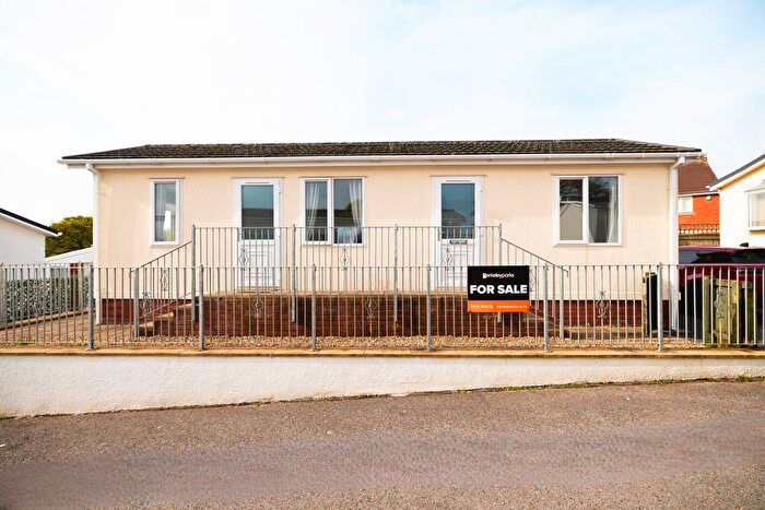 1 Bedroom Mobile/park Home For Sale In Elm Road, Plymouth, PL6