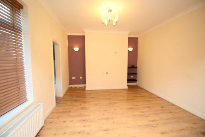 2 Bedroom Flat To Rent In Johnson Terrace, Washington, Tyne And Wear, NE37