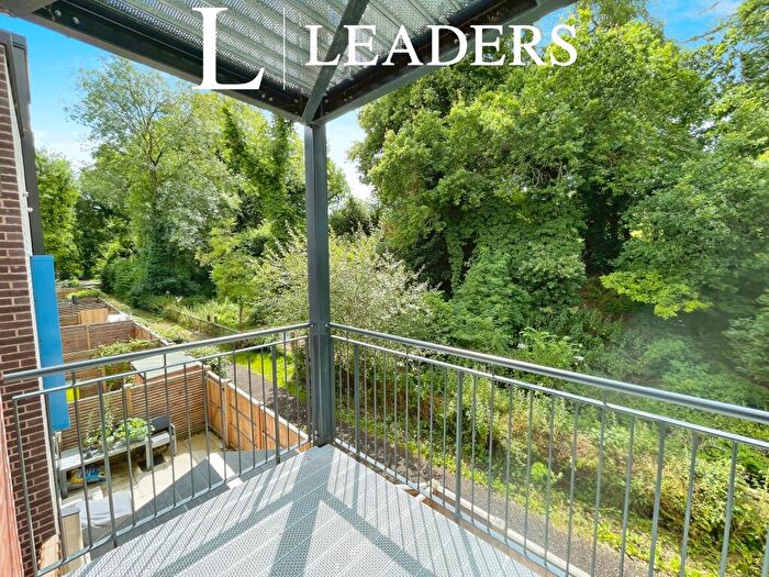 2 Bedroom Apartment To Rent In Rooksmoor Mill, GL5