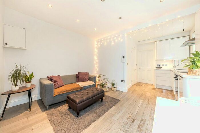 1 Bedroom Apartment To Rent In Kennington Lane, London, SE11