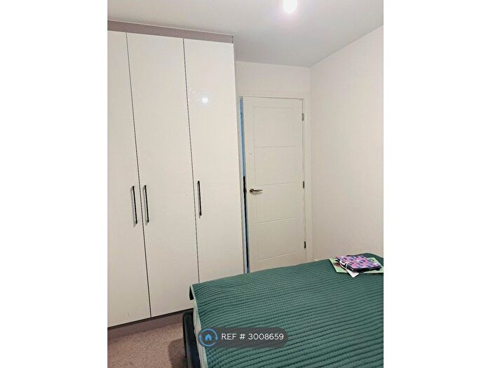 3 Bedroom Detached House To Rent In Glebe Farm, Milton Keynes, MK17
