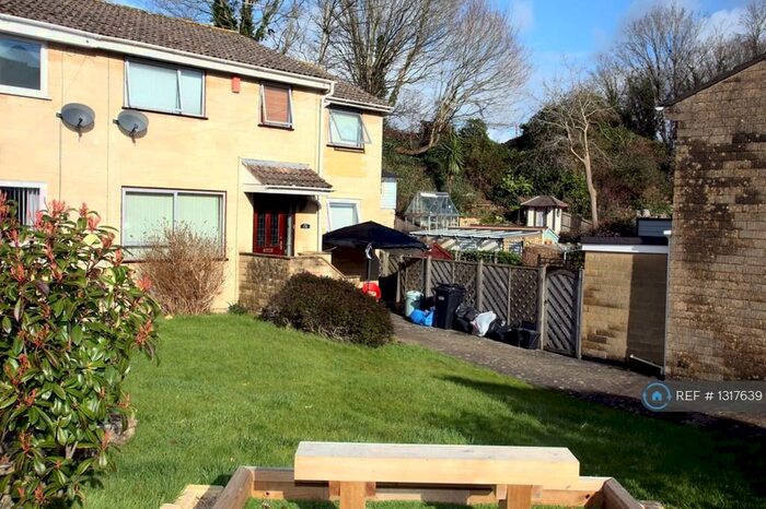 6 Bedroom Semi-Detached House To Rent In Ivy Avenue, Bath, BA2