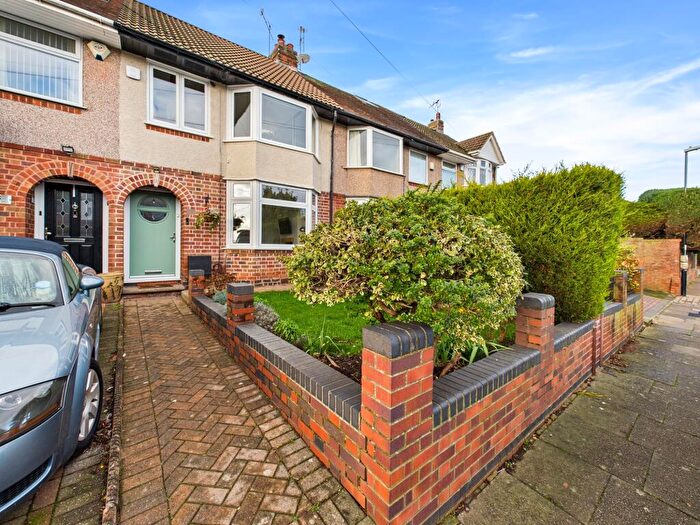 3 Bedroom Terraced House For Sale In The Headlands, Chapelfields, Coventry, CV5