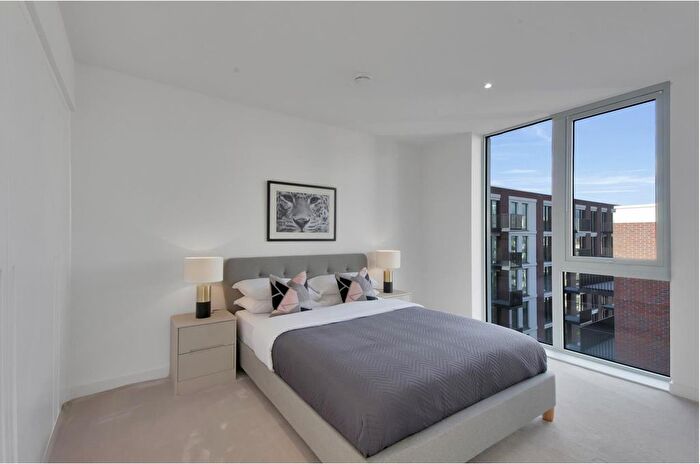 1 Bedroom Flat To Rent In Flagship House, Royal Wharf, London, E16