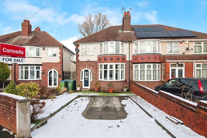 3 Bedroom Semi Detached House For Sale In Alton Grove, West Bromwich, B71