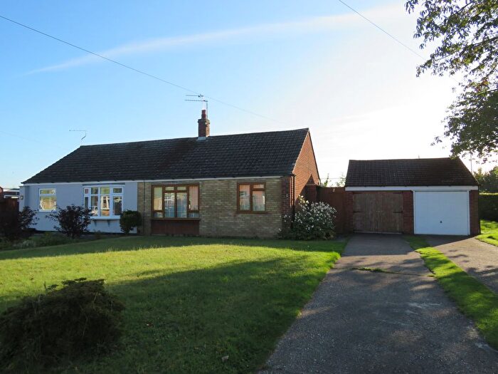 2 Bedroom Bungalow To Rent In St Leonards Walk, Coventry, CV8
