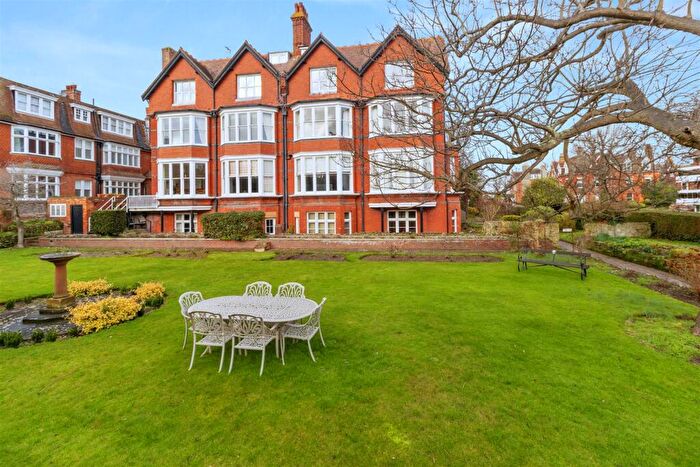 2 Bedroom Flat For Sale In Boyne House, Blackwater Road, Eastbourne, BN20