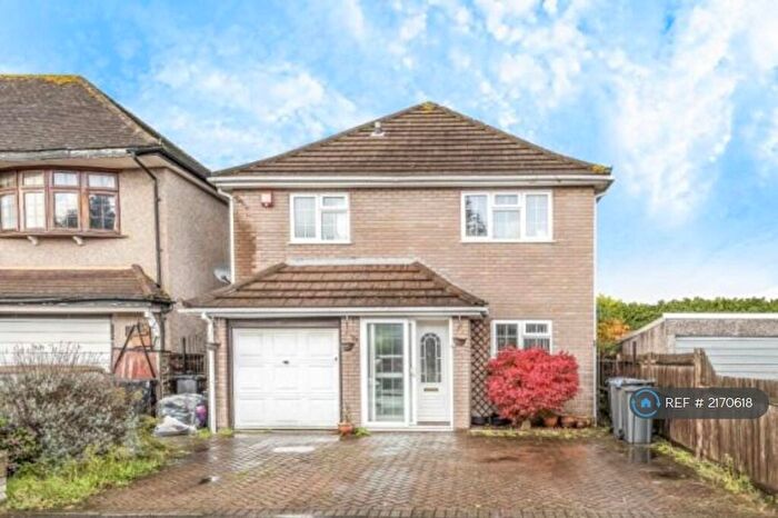 3 Bedroom Detached House To Rent In Gwynne Avenue, Croydon, CR0