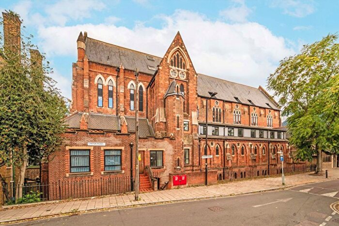 2 Bedroom Flat For Sale In Lynton Road, Bermondsey, SE1