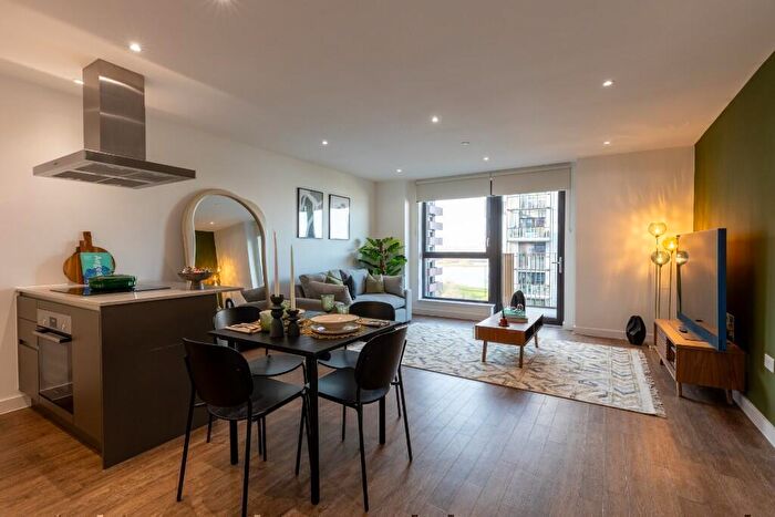 1 Bedroom Flat To Rent In Flat, Vanguard Way London, E17