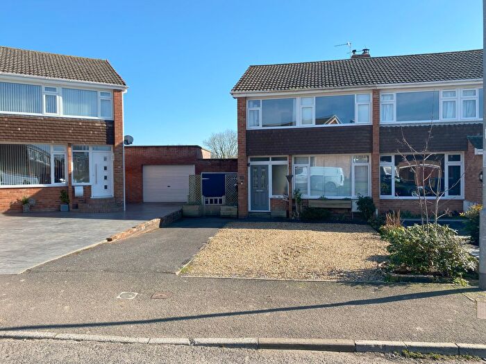 3 Bedroom Semi-Detached House For Sale In Broadlands Avenue, North Petherton, Bridgwater, TA6
