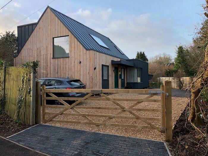 4 Bedroom Detached House To Rent In Twyford, Near Winchester, SO21