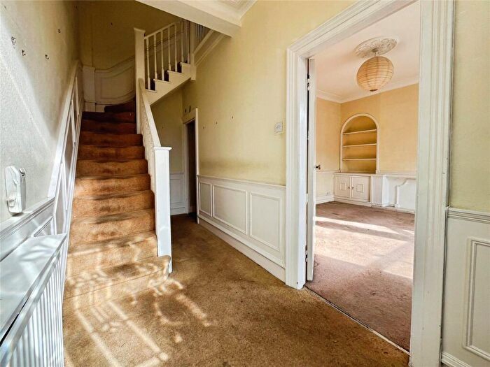 3 Bedroom End Of Terrace House For Sale In Elibank Road, London, SE9