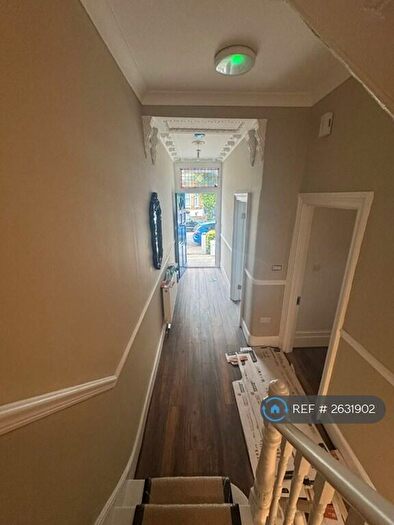 5 Bedroom Terraced House To Rent In Thistlewaite Road, London, E5