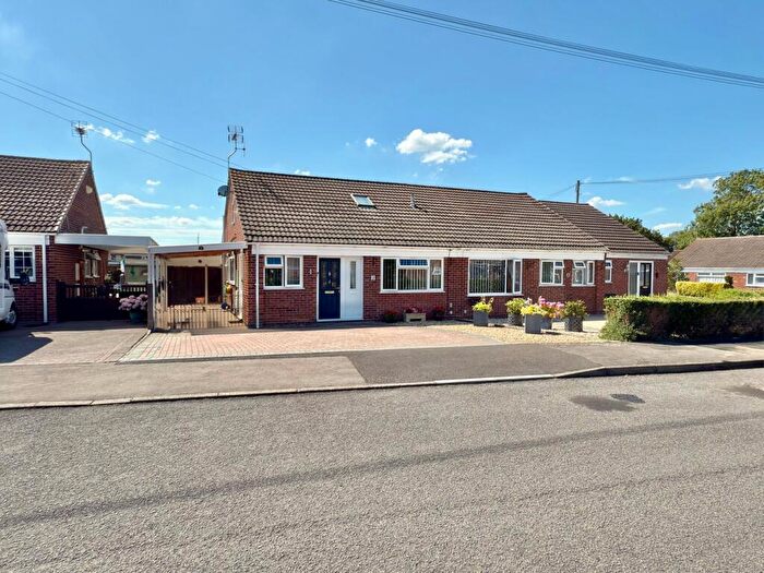 3 Bedroom Semi-Detached House For Sale In Pear Orchard, Northway, Tewkesbury, GL20
