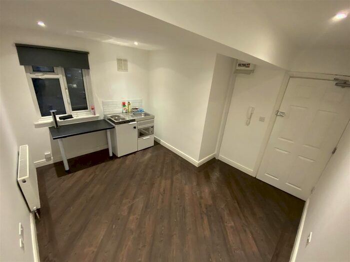 Studio To Rent In Gloucester Parade, Blackfen Road, Blackfen, Sidcup DA15
