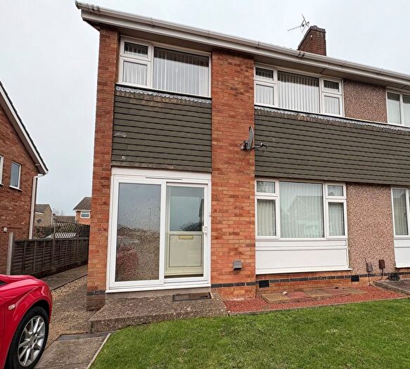 3 Bedroom Semi Detached House To Rent In Deeble Road, Ise Lodge, Kettering, NN15
