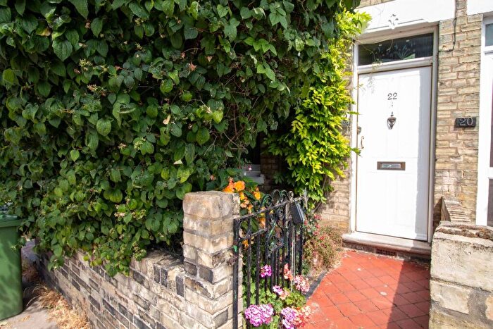 1 Bedroom Terraced House To Rent In Saxon Road, Cambridge, CB5
