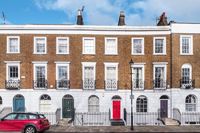 3 Bedroom Terraced House For Sale In Gibson Square, Barnsbury, N1