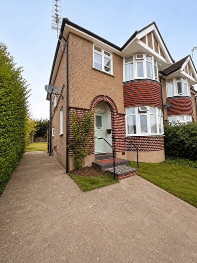 2 Bedroom Maisonette To Rent In Potter Street, Northwood, HA6