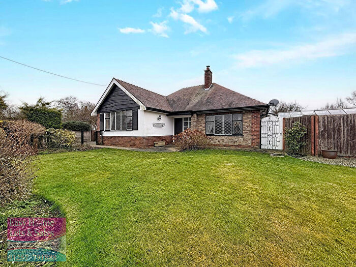 3 Bedroom Detached Bungalow For Sale In Woodhart Lane, Eccleston, PR7