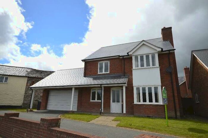 4 Bedroom Detached House To Rent In St. Martins Road, Gobowen, SY10