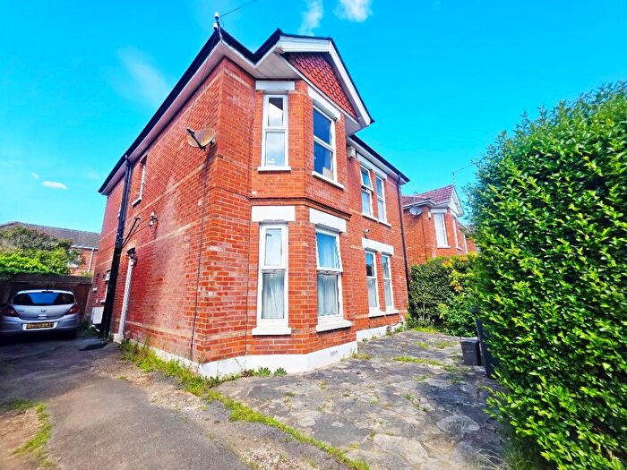 4 Bedroom Detached House For Sale In Heron Court Road, Bournemouth, Dorset, BH3