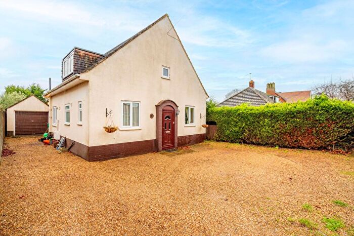 3 Bedroom Detached House For Sale In Broadhurst Road, Norwich, NR4