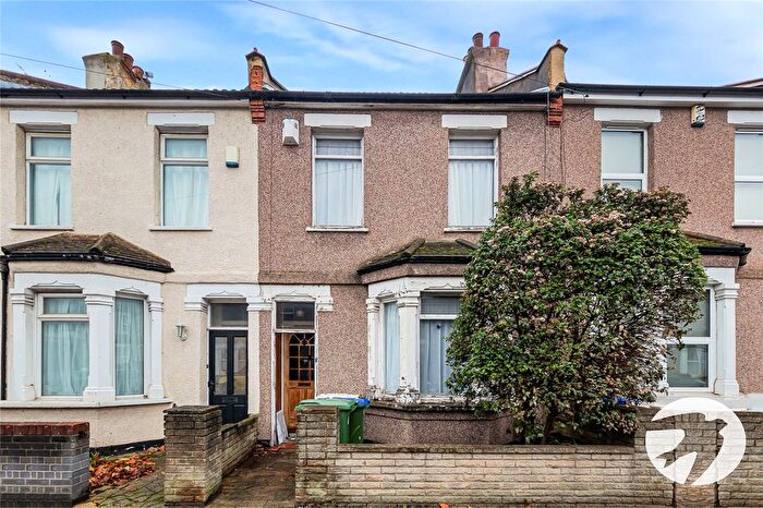 2 Bedroom Terraced House For Sale In Bethel Road, Welling, Kent, DA16