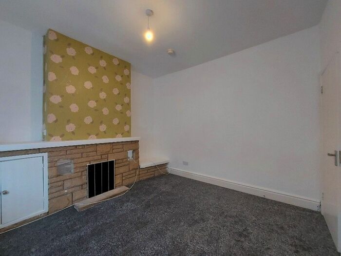 3 Bedroom Terraced House To Rent In Hinton Street, Burnley, BB10