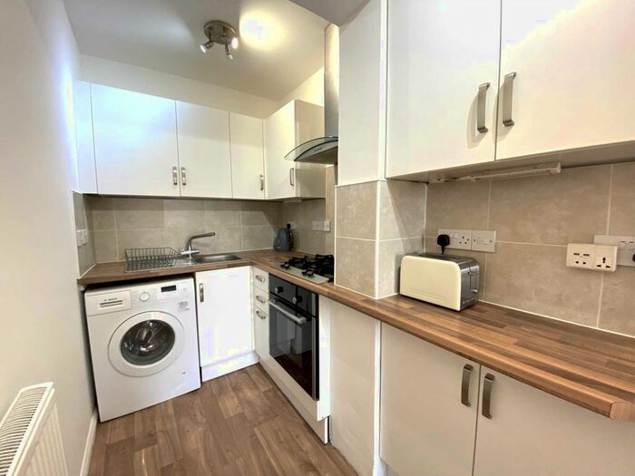 1 Bedroom Flat To Rent In Claremont Place, Canterbury, CT1