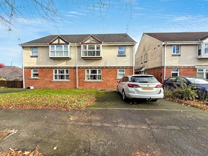 2 Bedroom Flat For Sale In Millbrook, North Shields, Tyne And Wear, NE29