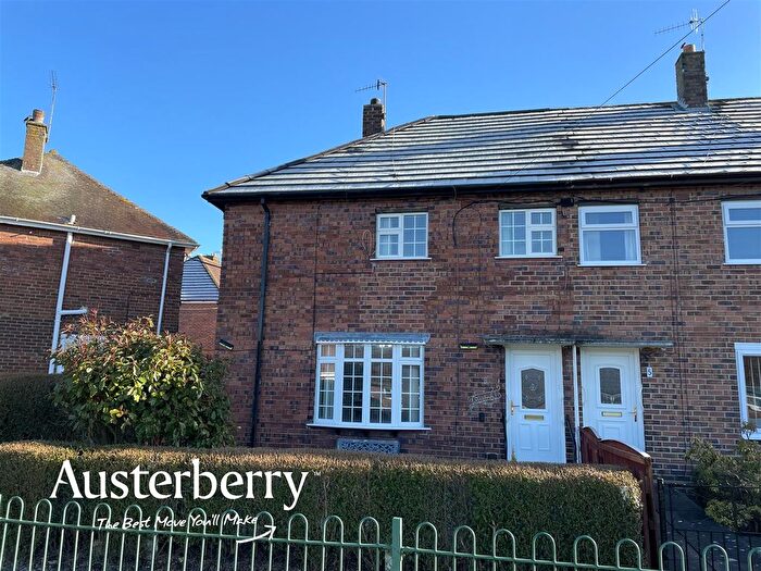 3 Bedroom Semi-Detached House For Sale In Wingate Walk, Longton, Stoke-On-Trent, ST3