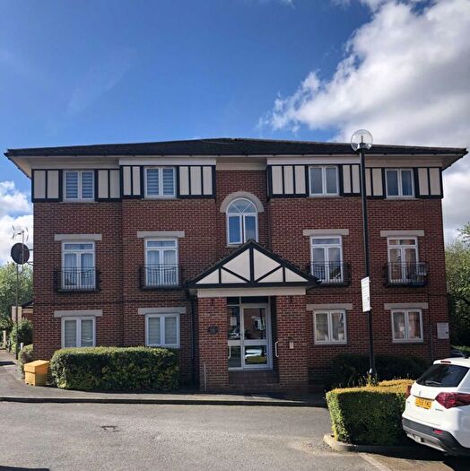 1 Bedroom Flat To Rent In Alwyn Gardens, Hendon, NW4