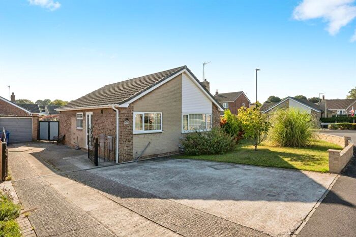3 Bedroom Detached Bungalow For Sale In Harlington Road, Mexborough, S64