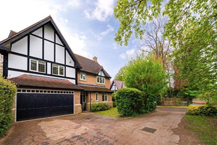 Property For Sale In Rufford Close, Watford, Hertfordshire, WD17