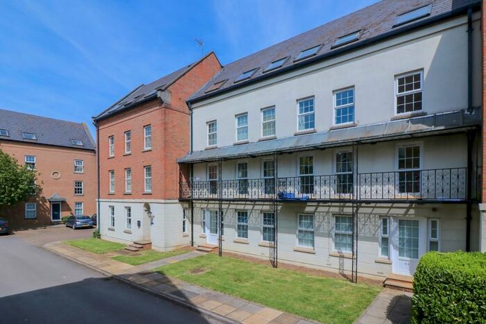 2 Bedroom Apartment To Rent In Victoria Place, Banbury, OX16