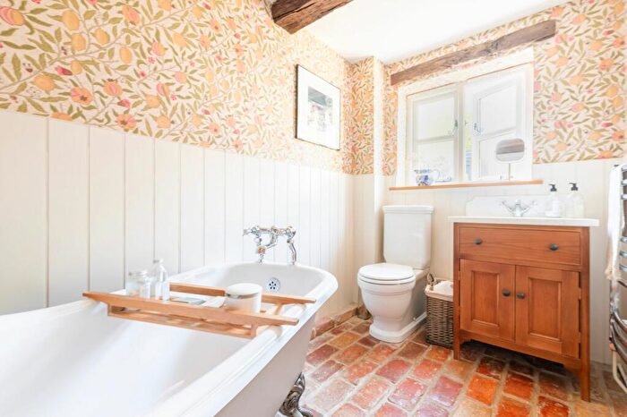 2 Bedroom Cottage For Sale In Hunstead Lane, Brooke, NR15