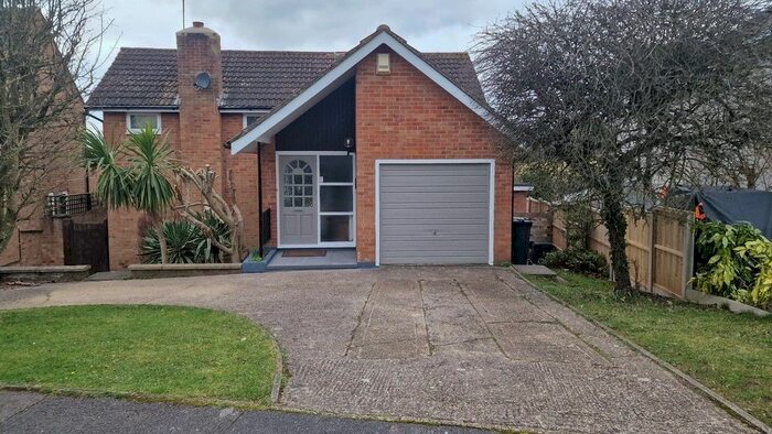 3 Bedroom Detached House To Rent In Telston Close, Bourne End, SL8