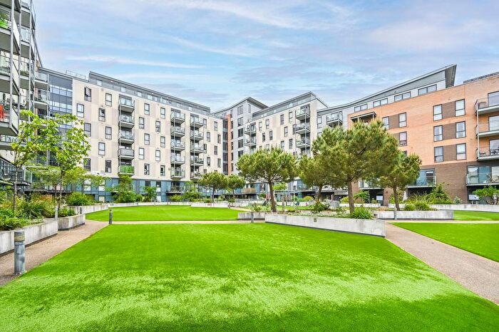 1 Bedroom Flat For Sale In New Century House, Royal Docks, London, E16