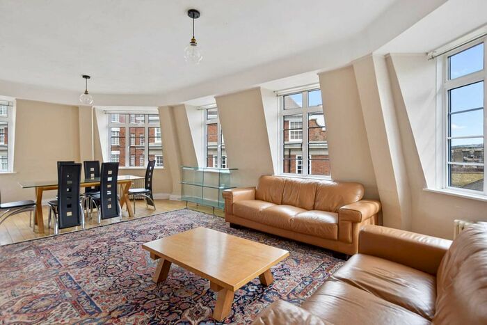 3 Bedroom Flat To Rent In Stourcliffe Close, Stourcliff Street, London, W1H